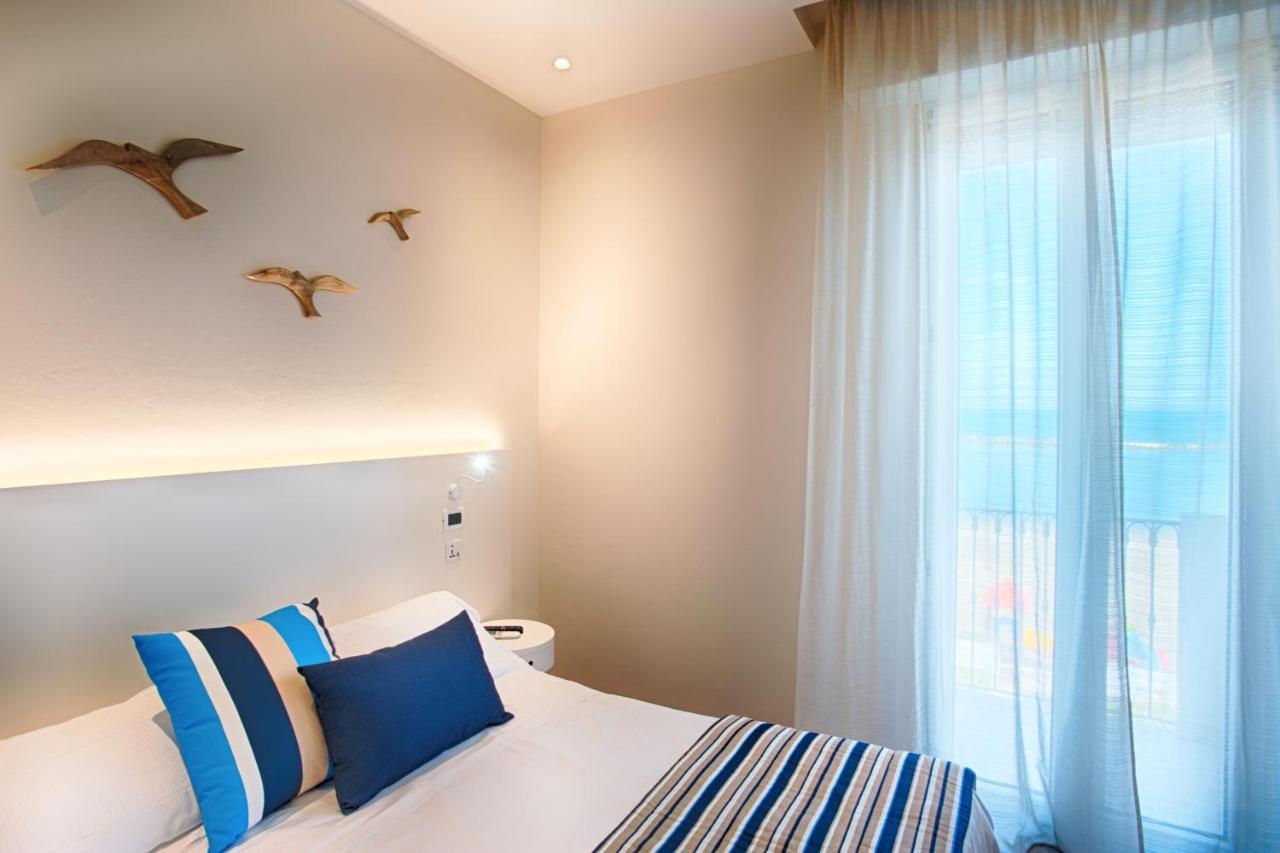 Hotel Agostini Bellaria-Igea Marina Esterno foto