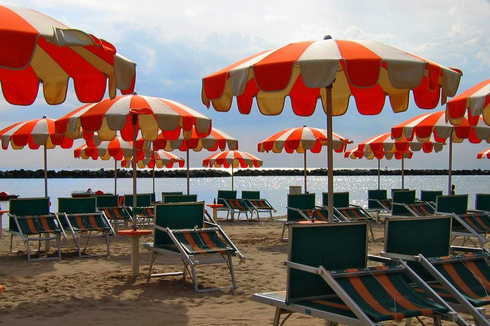 Hotel Agostini Bellaria-Igea Marina Esterno foto