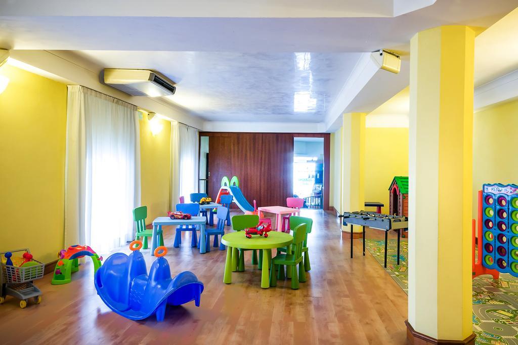 Hotel Agostini Bellaria-Igea Marina Esterno foto